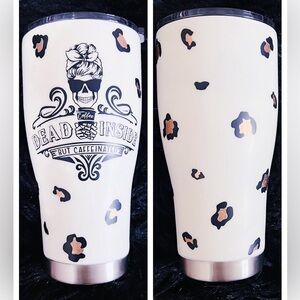 Giveaway tumbler for @scarlettsherry
